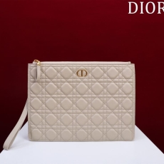 Christian Dior Clutch Bags